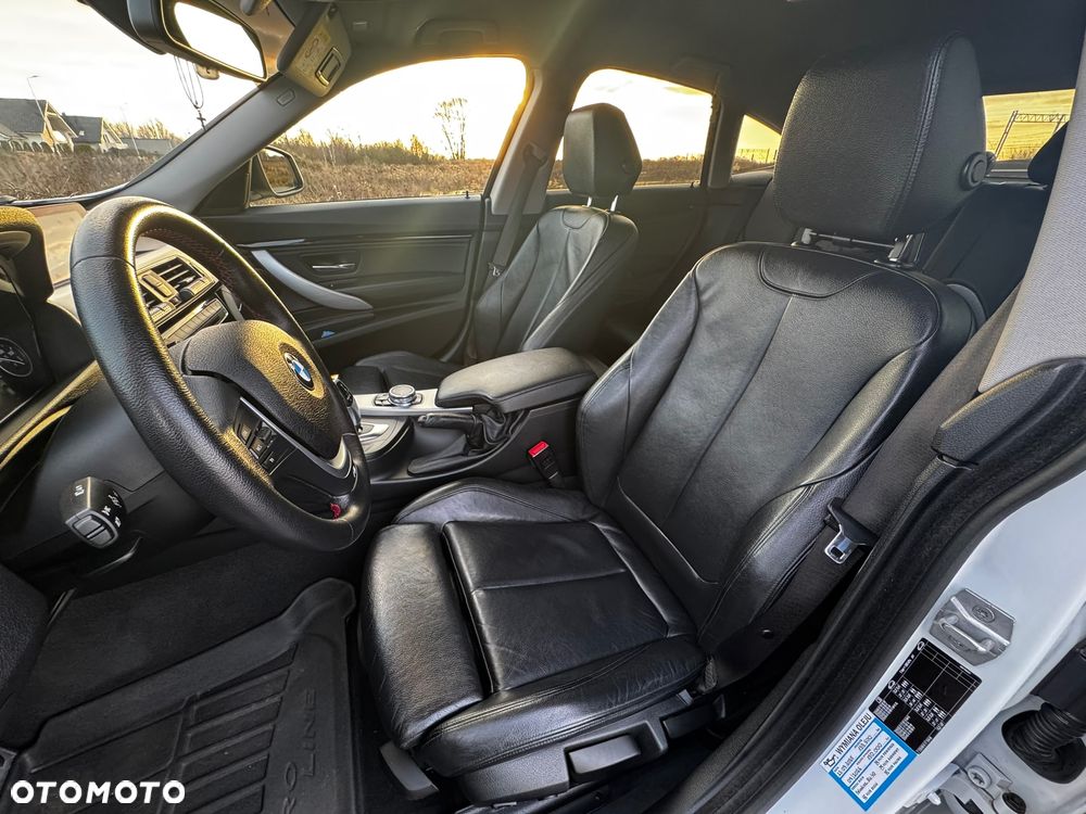 BMW 3GT 320d Sport-Aut Sport Line - 27
