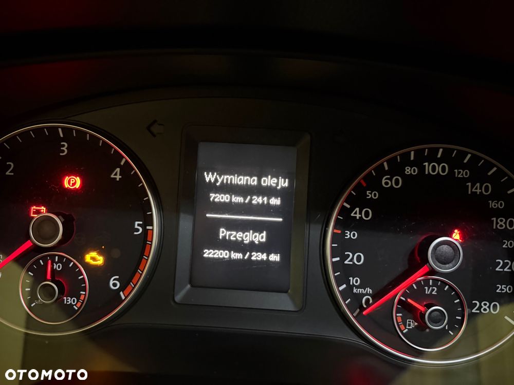 Volkswagen Jetta 1.6 TDI Trendline - 13