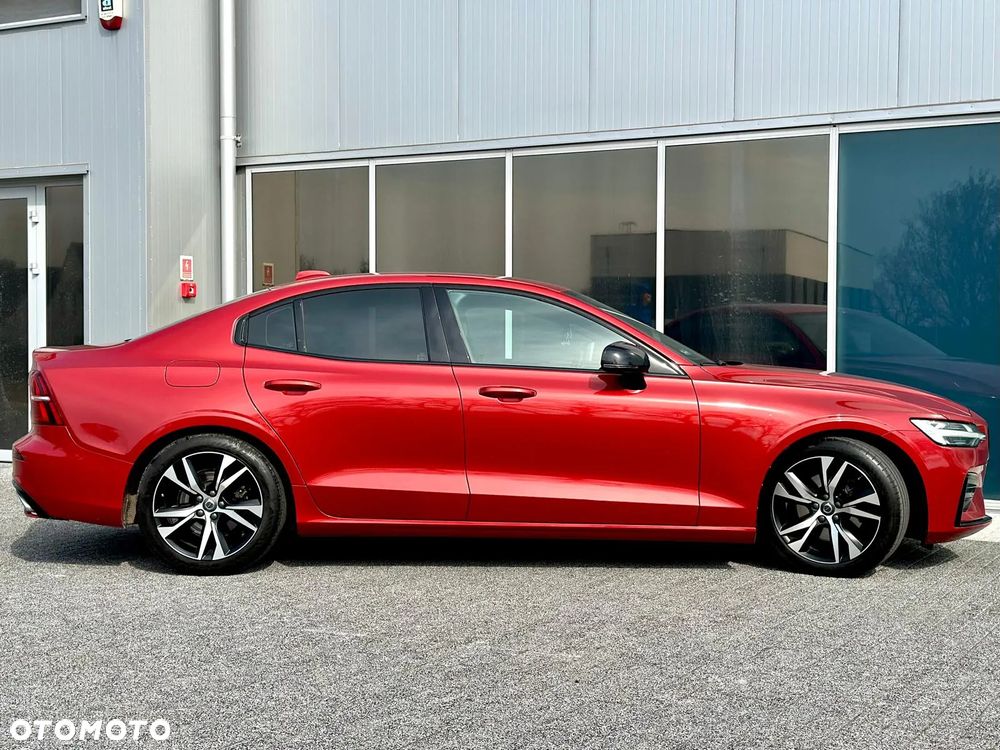 Volvo S60 T4 R-Design - 6