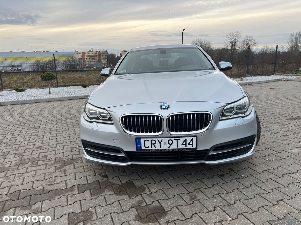 BMW Seria 5 520d - 2