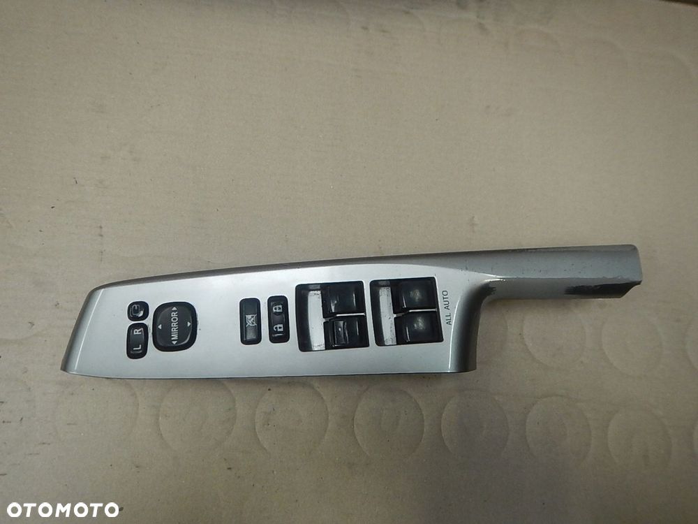 PRZEŁĄCZNIK SZYB LEWY PRZOD TOYOTA PRIUS PLUS LIFT 84040-60160 - 2