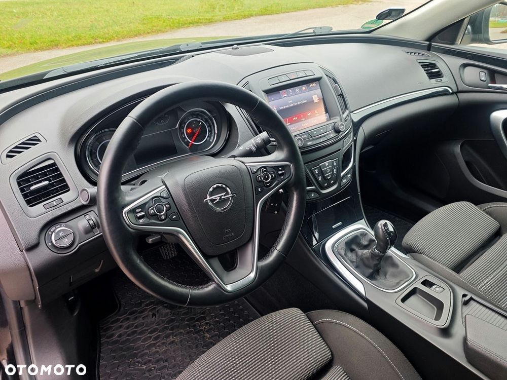 Opel Insignia - 26