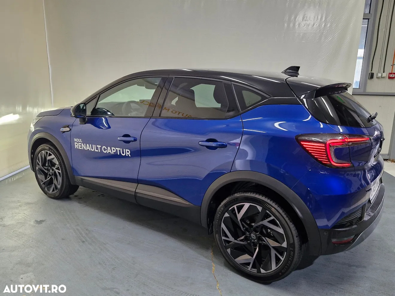 Renault Captur E-Tech Plug-In-Hybrid Intens - 17
