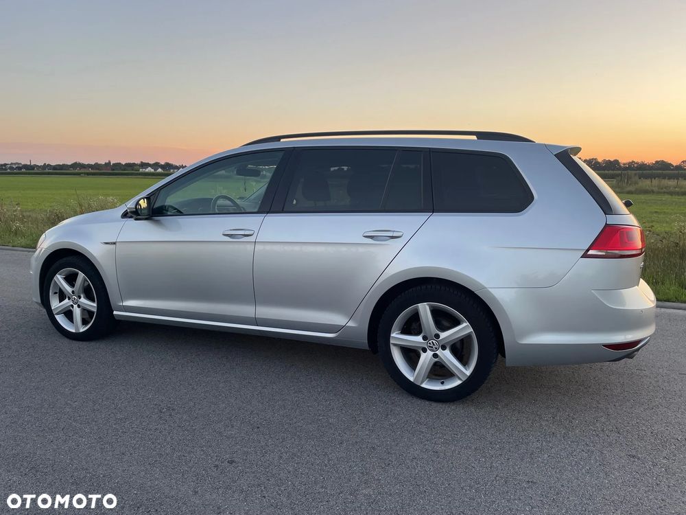 Volkswagen Golf 1.6 TDI BlueMotion Trendline - 8