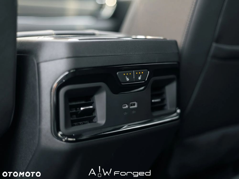 Chevrolet Silverado - 40