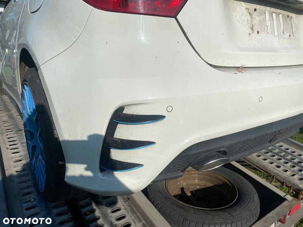 MERCEDES A 176 amg zderzak tylny kolor 650 - 2