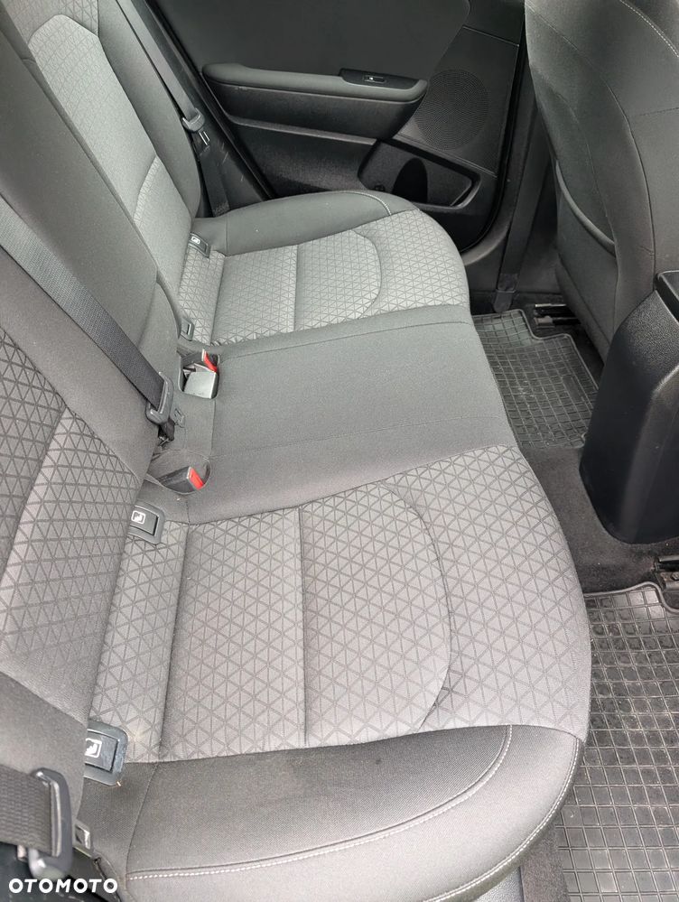 Kia Ceed 1.4 L Business Line - 39