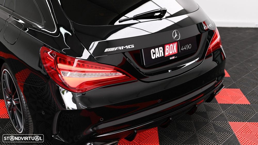 Mercedes-Benz CLA 45 AMG 4Matic Speedshift 7G-DCT Night Edition - 25