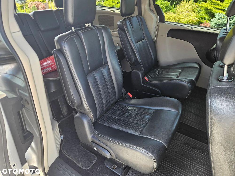 Lancia Voyager 2.8CRD Gold - 20