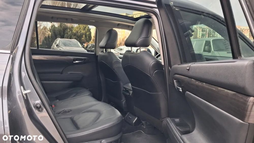 Toyota Highlander 2.5 Hybrid Executive - 13