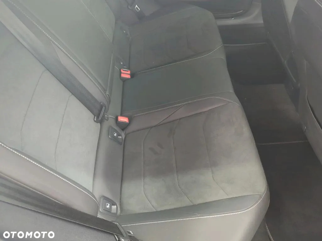 Volkswagen Arteon 2.0 TSI R-Line DSG - 15