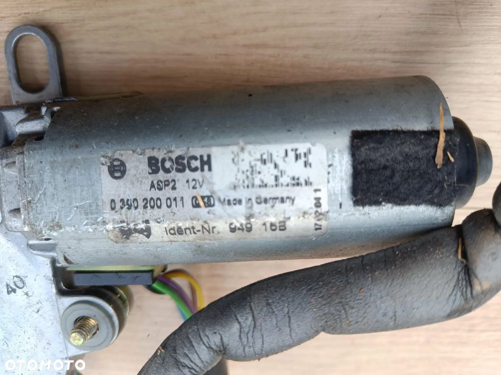 MERCEDES W211 SILNICZEK SZYBERDACHU A2038203142 - 4