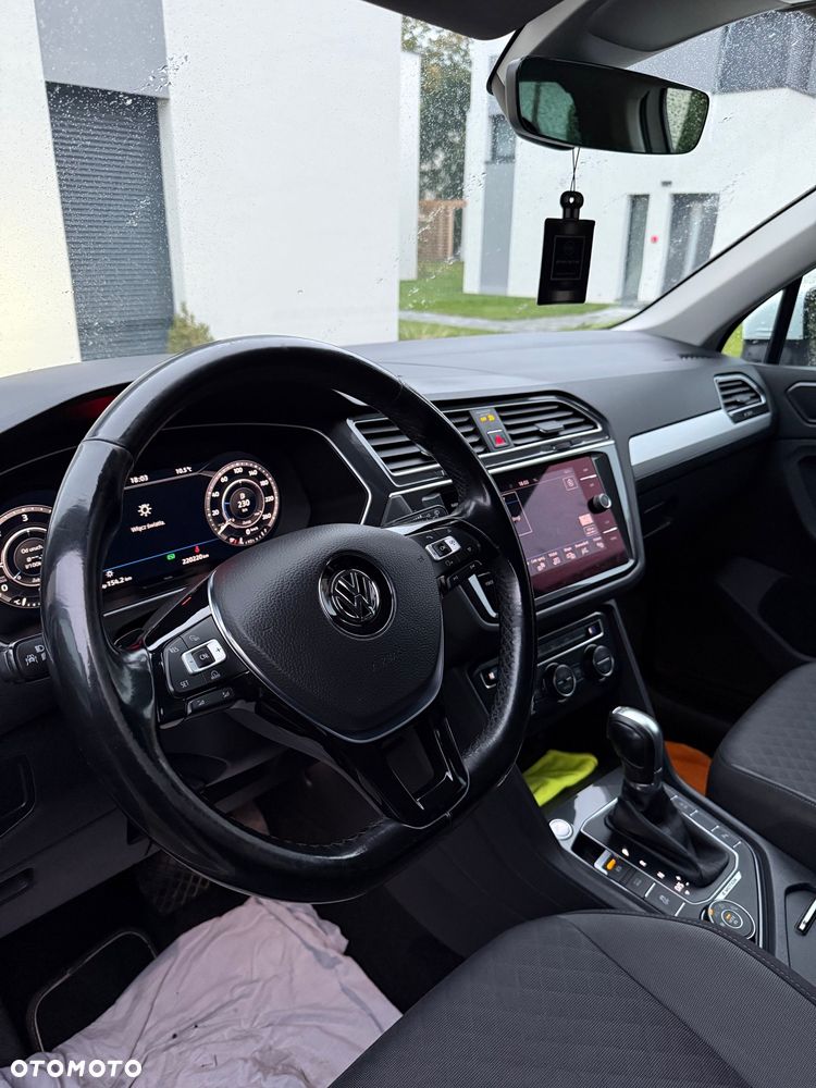 Volkswagen Tiguan - 7