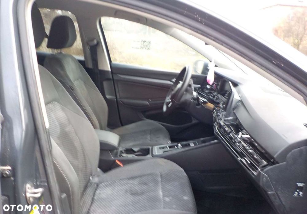 Volkswagen Golf - 19