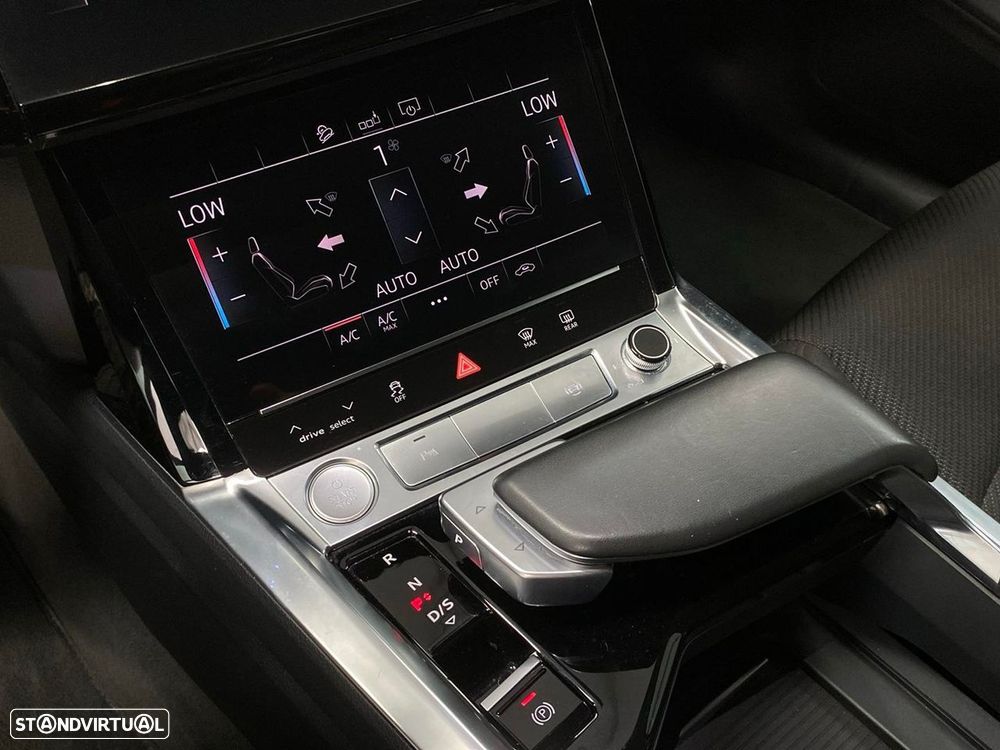 Audi e-tron 50 quattro Advanced - 14