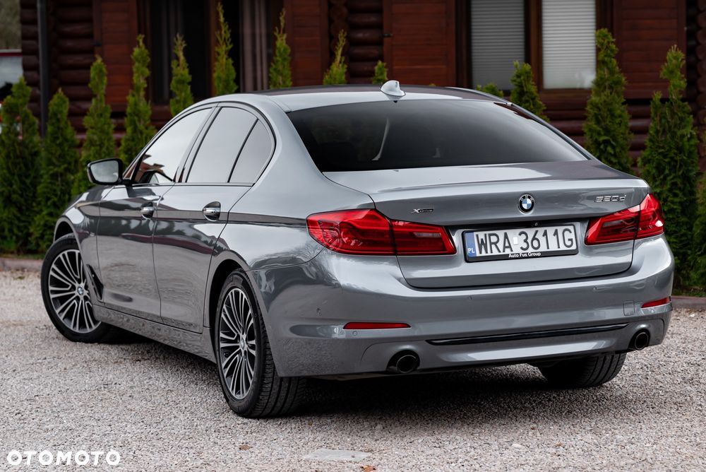 BMW Seria 5 520d xDrive Sport Line sport - 8