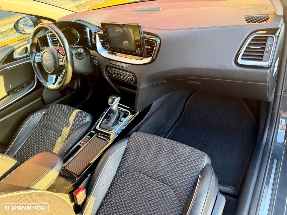 Kia Ceed SW 1.6 GDi PHEV Tech 6DCT - 23