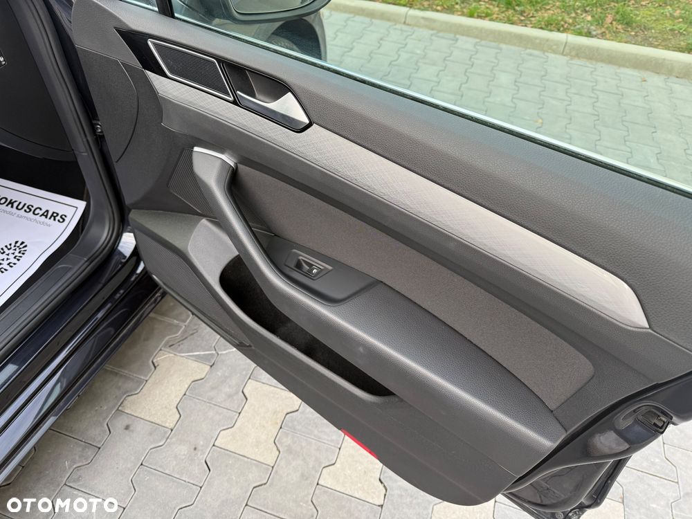 Volkswagen Passat 2.0 TDI EVO Business - 13