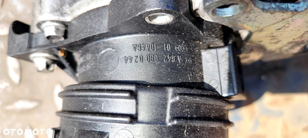 Mercedes ML W164 Przepustnica 642 3.0 CDI V6 BOSCH - 5