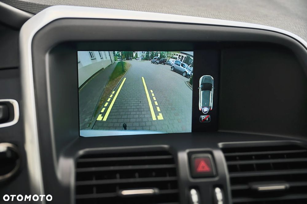 Volvo XC 60 D4 Geartronic Summum - 31