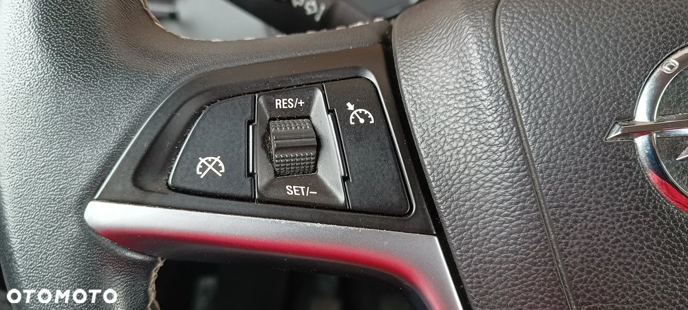 Opel Meriva - 10