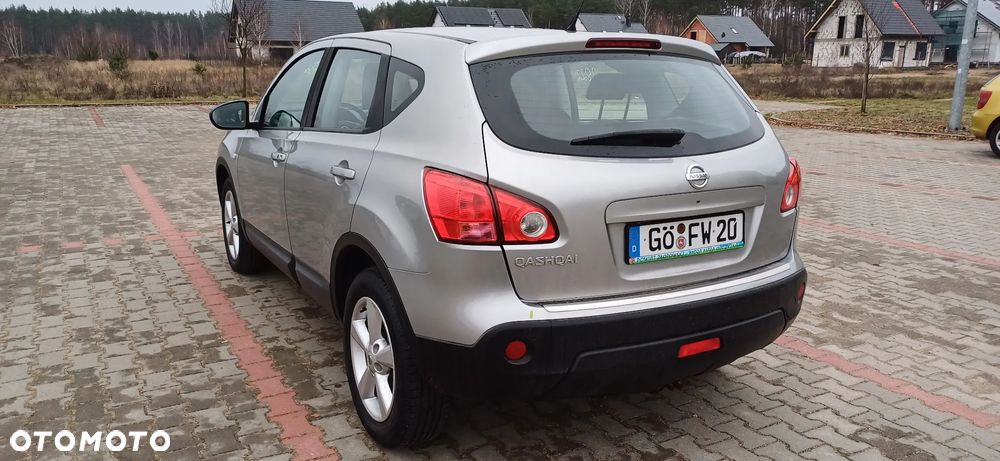 Nissan Qashqai 2.0 4 x 4 tekna - 11