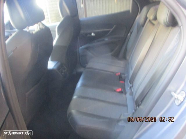 Peugeot 3008 1.2 PureTech Style - 9