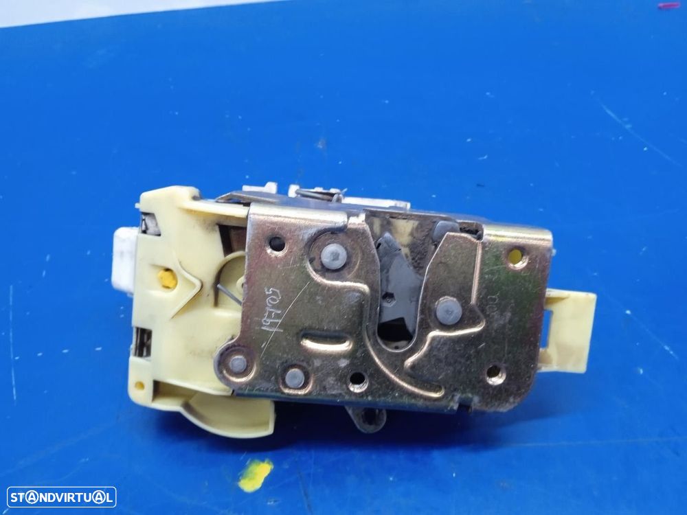 FECHADURA PORTA FRONTAL DIREITA FORD FOCUS 2000 -X841A21812CF - 3