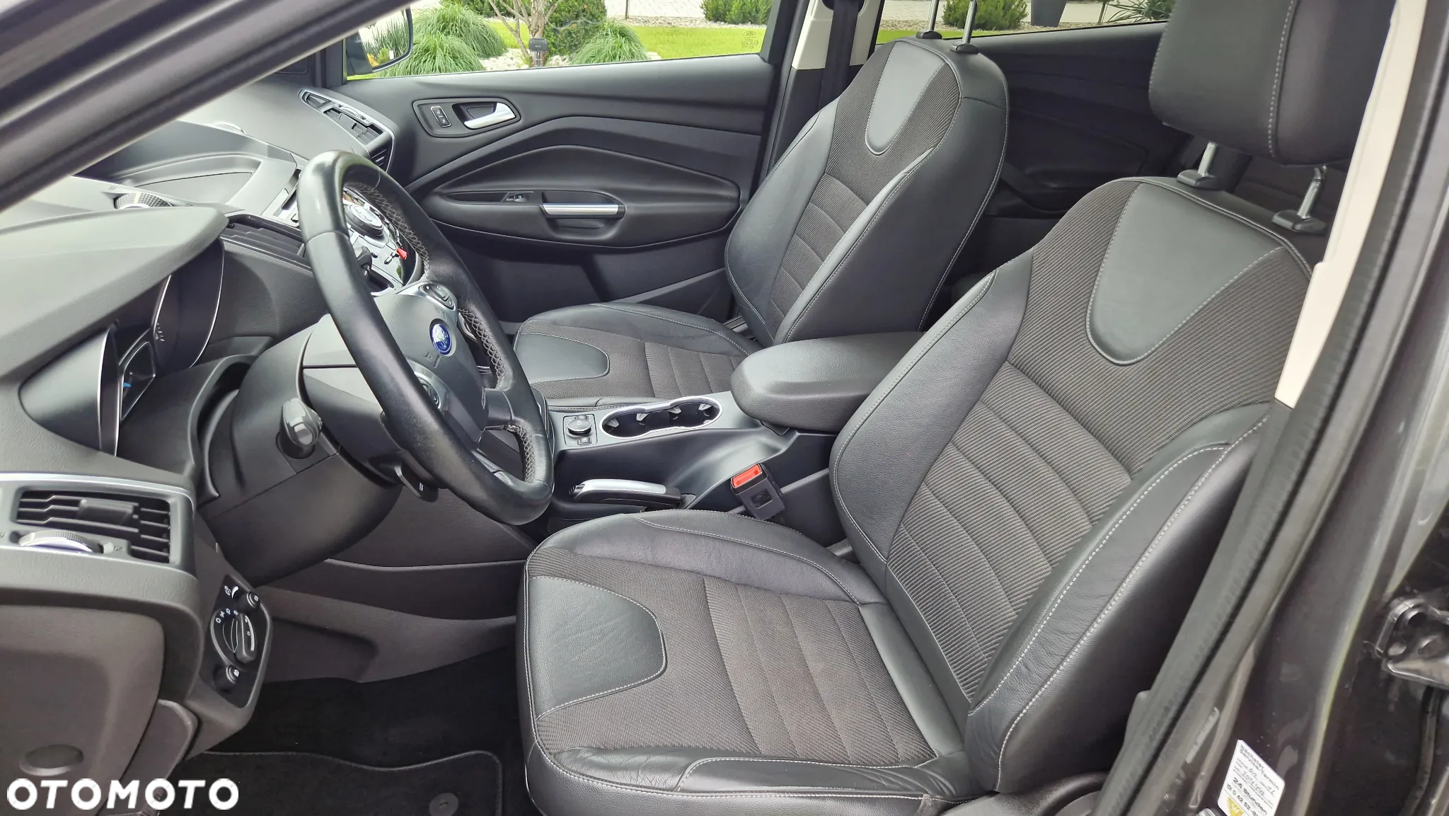Ford Kuga 2.0 TDCi 4WD Titanium Plus - 16