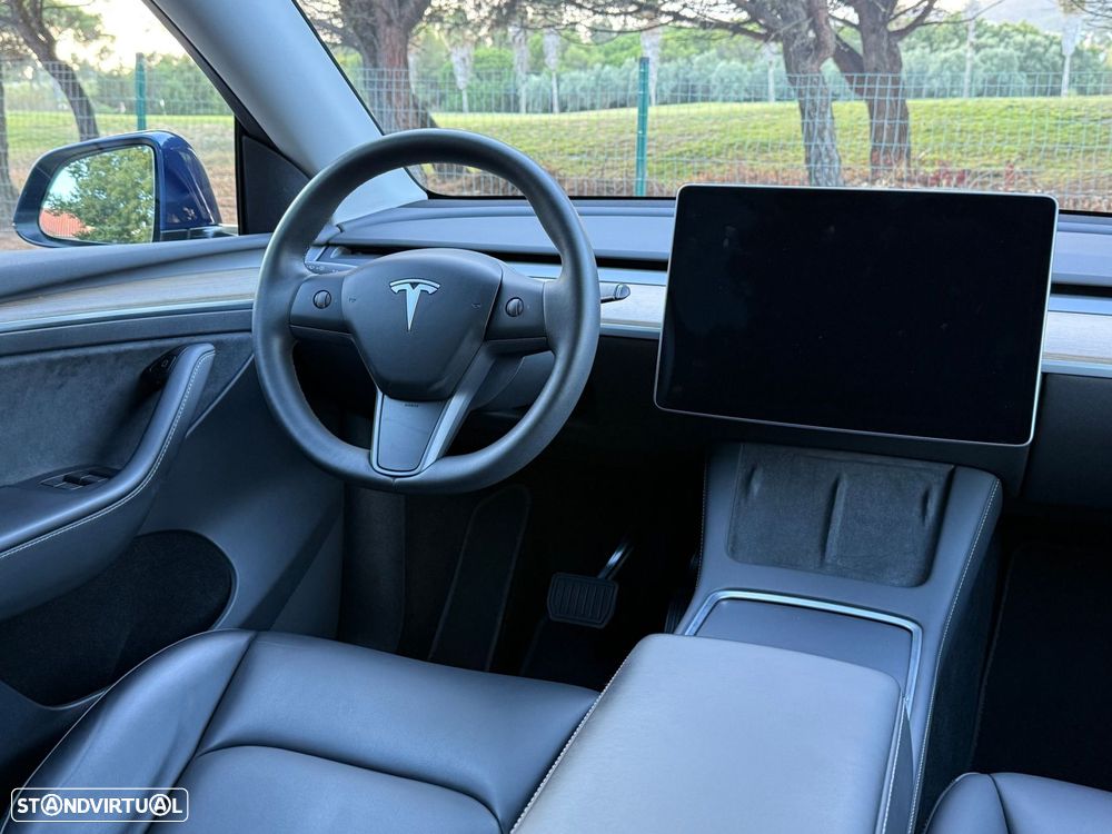 Tesla Model Y Long Range Tração Integral - 26