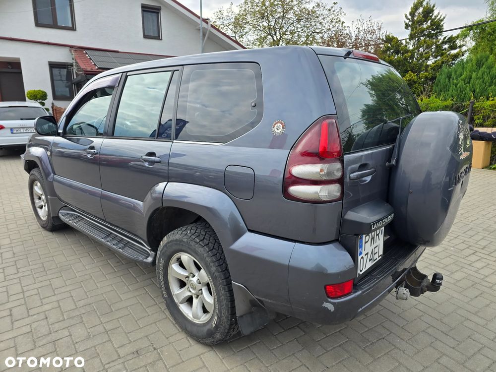 Toyota Land Cruiser - 5