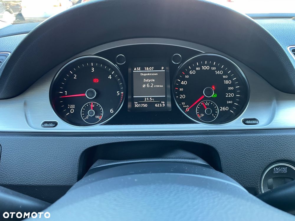 Volkswagen Passat 2.0 TDI Highline DSG - 19