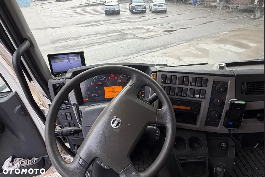 Volvo FL - 6