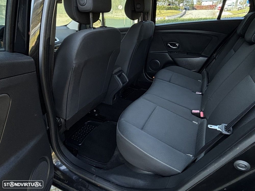 Renault Mégane Break 1.5 dCi Dynamique - 12