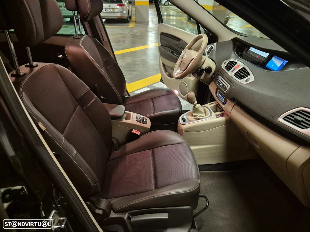 Renault Grand Scénic 1.5 dCi Luxe 7L - 34