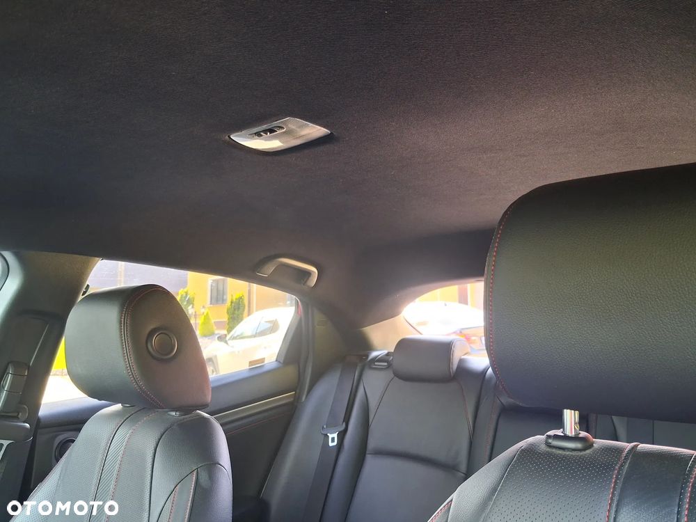Honda Civic 1.0 T Executive Sport Line - 25