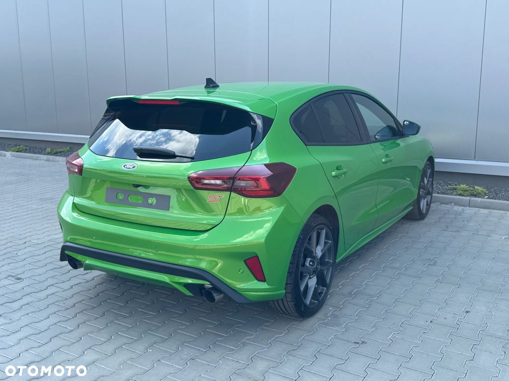 Ford Focus 2.3 EcoBoost ST X - 14