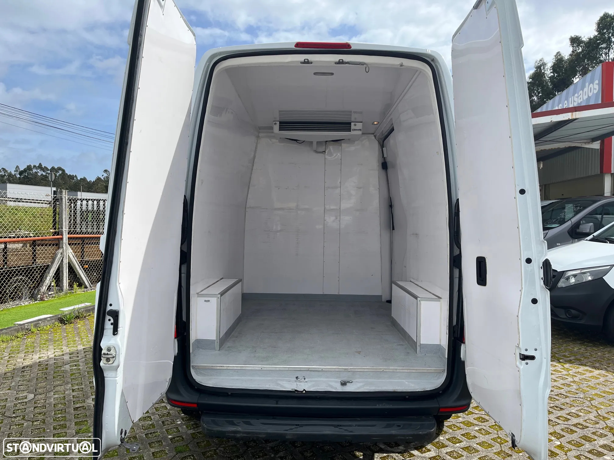 Mercedes-Benz SPRINTER 211 CDI Com FRIO TECTO ALTO - 7
