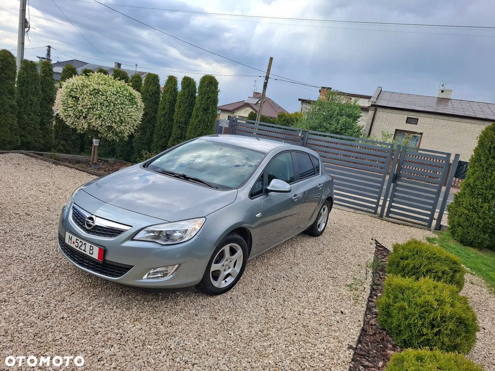 Opel Astra 1.4 Turbo Innovation - 2