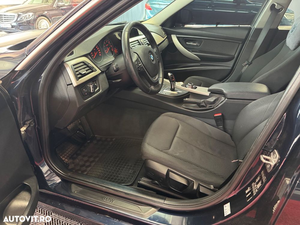 BMW Seria 3 320d Aut. - 8