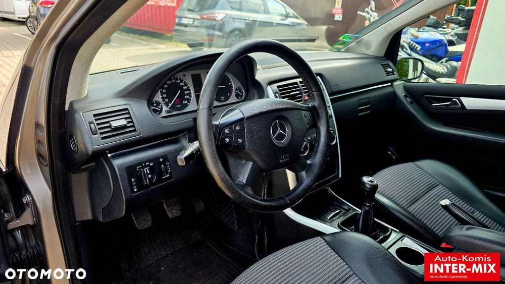 Mercedes-Benz Klasa B - 21