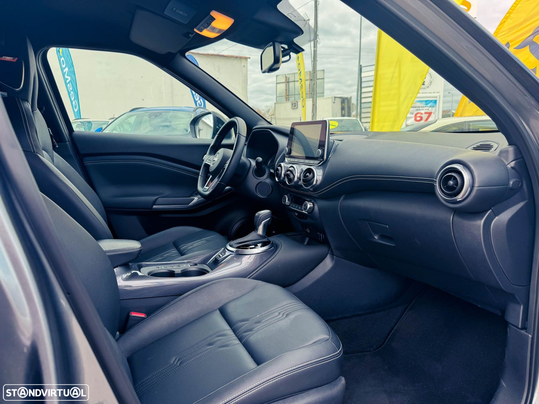 Nissan Juke 1.6 Hybrid Tekna - 27