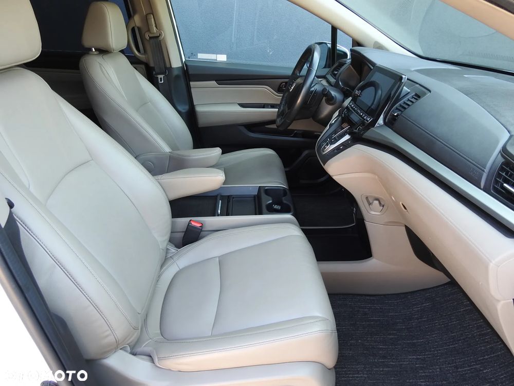 Honda Odyssey - 12