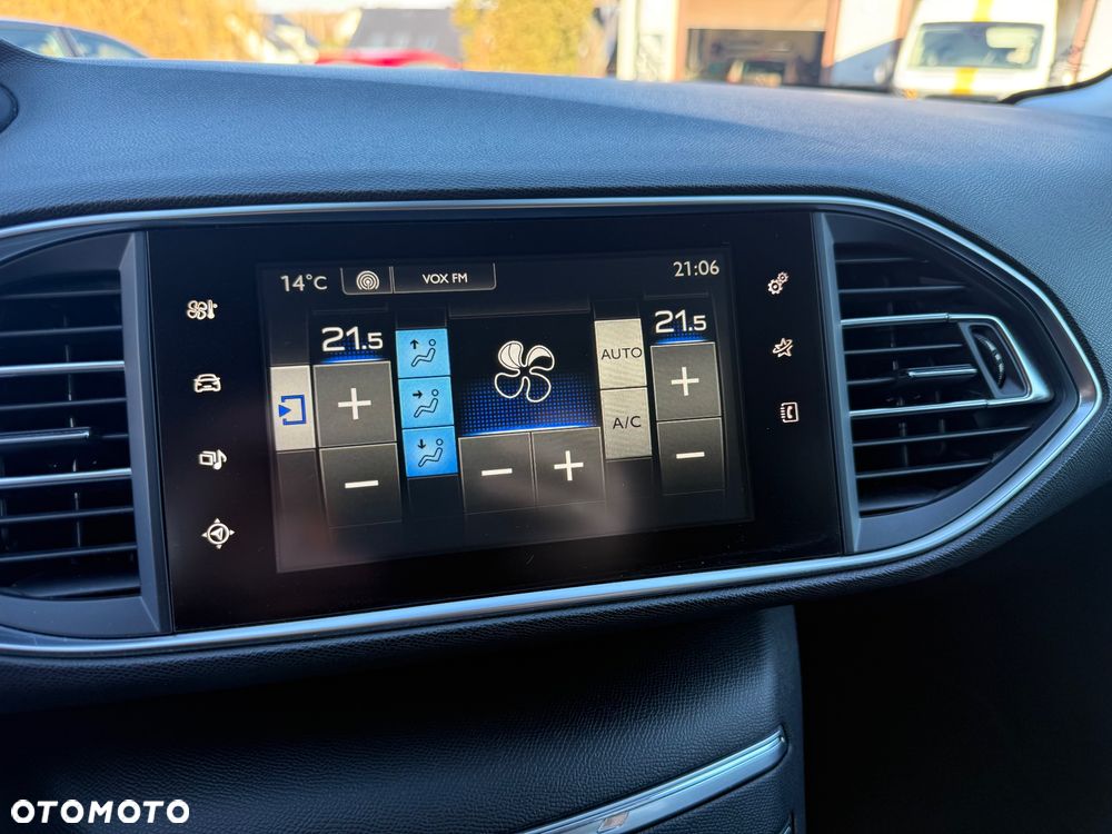 Peugeot 308 PureTech 130 EAT6 Stop & Start Allure - 27