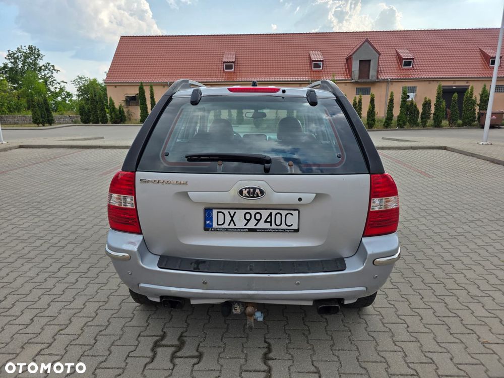 Kia Sportage 2.0 CRDi Freedom - 13