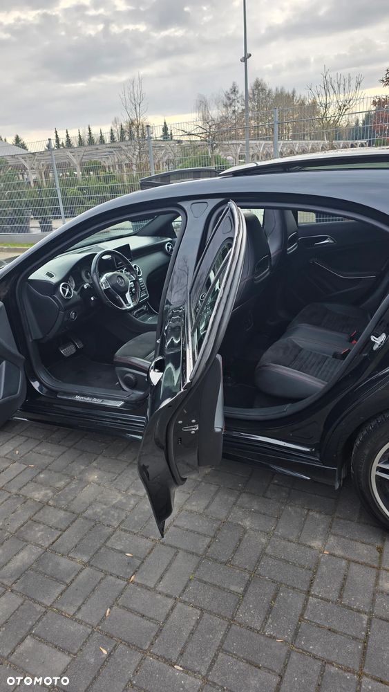 Mercedes-Benz Klasa A 180 CDI 7G-DCT AMG Line - 13