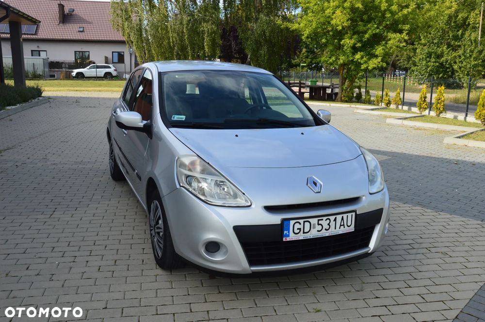 Renault Clio - 6
