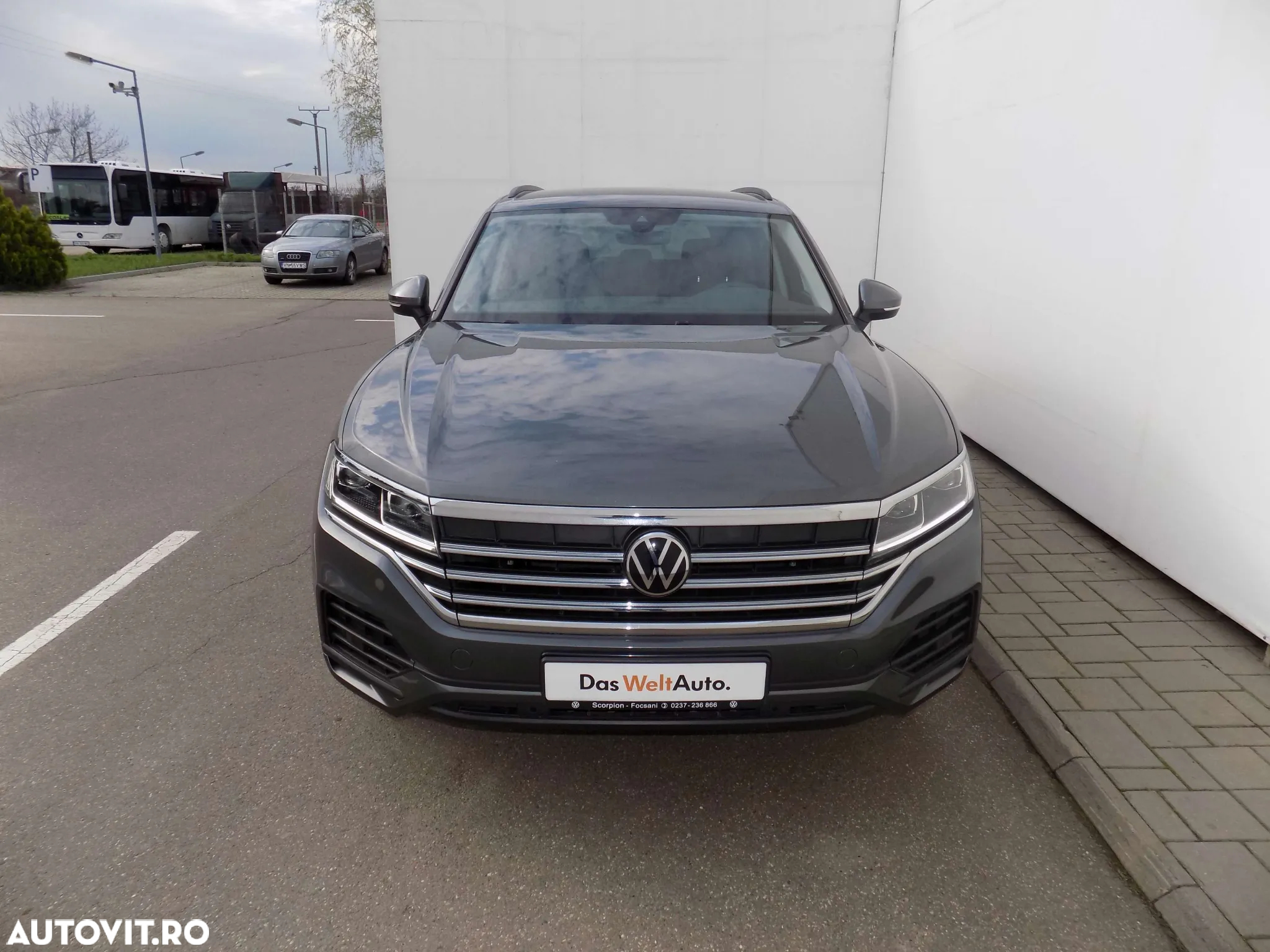 Volkswagen Touareg V6 TDI Style - 9