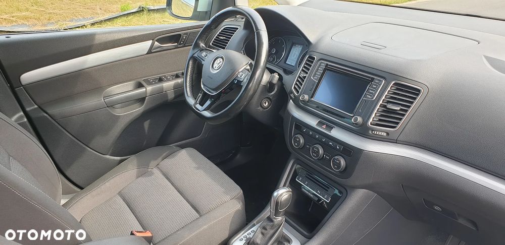 Volkswagen Sharan 2.0 TDI DSG (BlueMotion Technology) Comfortline - 27