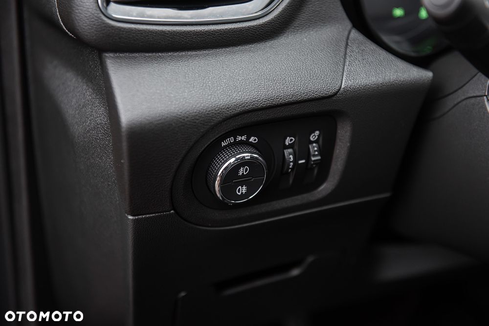 Opel Grandland X 1.2 Start/Stop Business Edition - 18